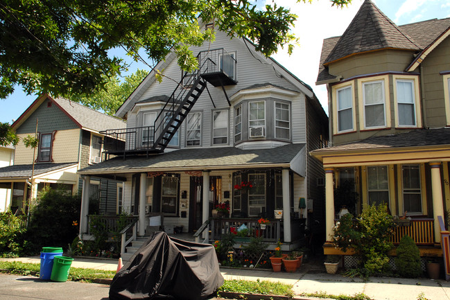 88 Mount Carmel Way in Ocean Grove, NJ - Building Photo - Building Photo