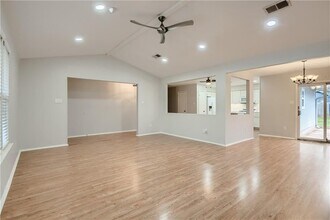 12408 Turtleback Ln in Austin, TX - Building Photo - Building Photo