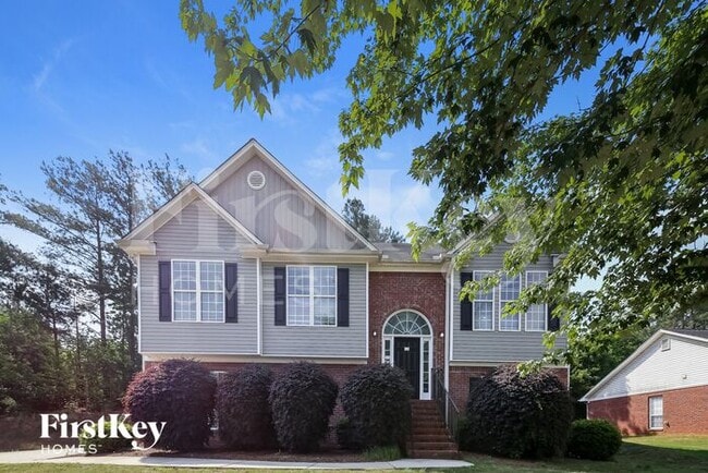 property at 731 Mallard Dr