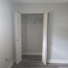 2341 Weber St, Unit 1 in Lakeland, FL - Foto de edificio - Building Photo