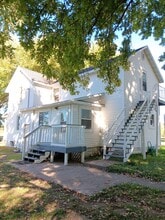 2313 Kane Rd in Eau Claire, WI - Building Photo - Building Photo