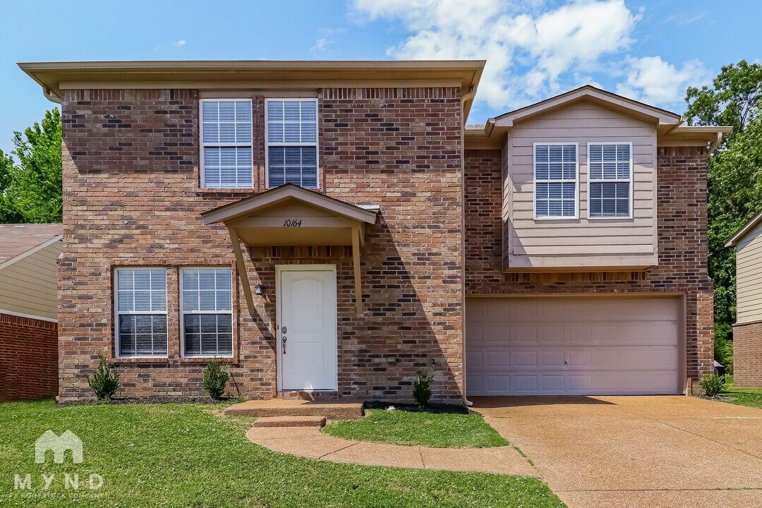 10164 Morning Hill Cove in Memphis, TN - Building Photo