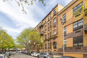 48 Whipple St in Brooklyn, NY - Building Photo - Building Photo