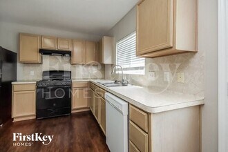 1110 Magnolia Bloom Trail in Houston, TX - Building Photo - Building Photo