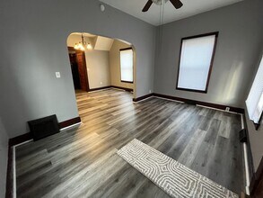 229 14th Ave in Moline, IL - Building Photo - Building Photo