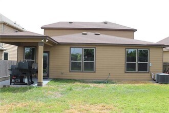 1112 Strickling Dr, Unit 1A in Austin, TX - Building Photo - Building Photo