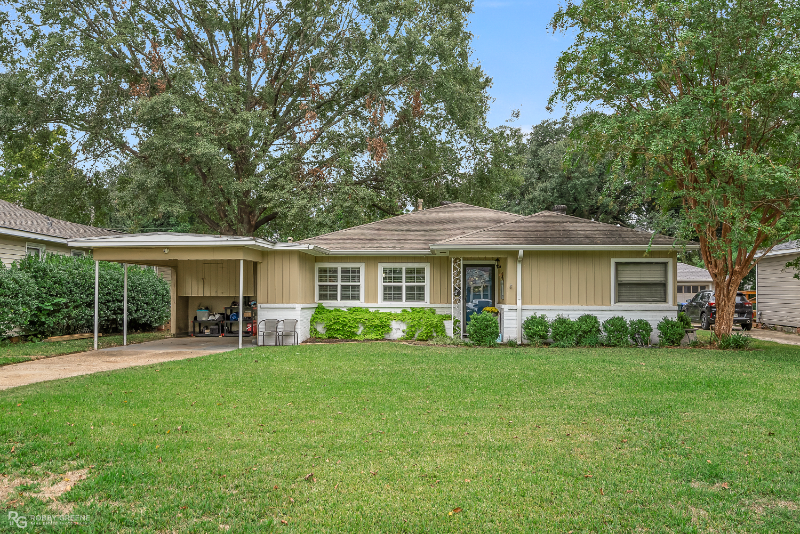 3727 Greenway Pl in Shreveport, LA - Building Photo