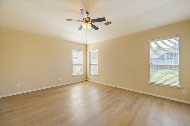 property at 26431 Richwood Oaks Dr