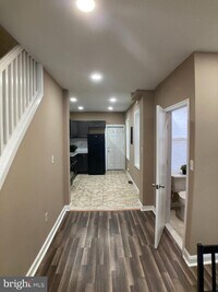 207 E Cambria St photo'