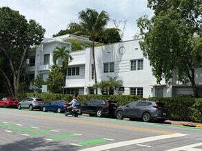 1600 Michigan Ave, Unit 2 in Miami Beach, FL - Building Photo - Building Photo
