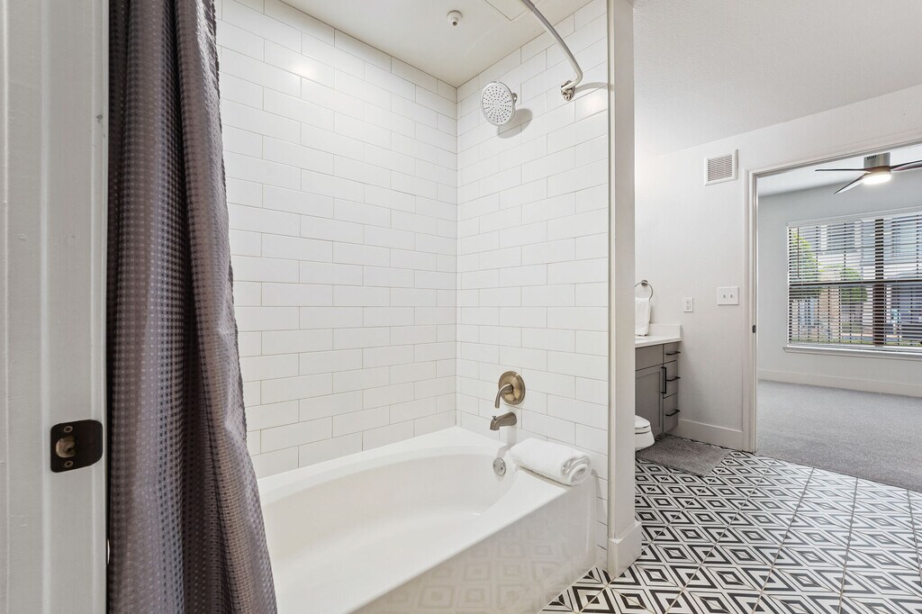 Fitzhugh Urban Flats Apartments in Dallas, TX