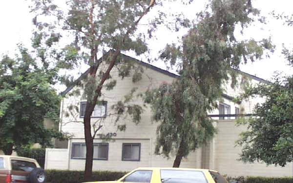 430-440 Linden Dr in Oxnard, CA - Foto de edificio - Building Photo