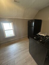 2180 W 83rd St in Cleveland, OH - Building Photo - Building Photo
