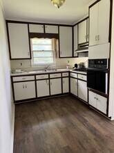 302 Sunset Dr in Griffin, GA - Building Photo - Building Photo