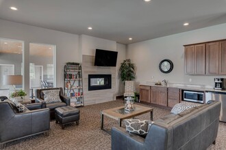 Rylee Ann Apartments in East Wenatchee, WA - Building Photo - Building Photo