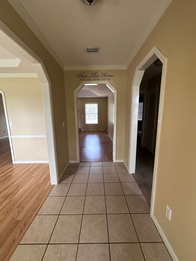 100 Britt Dr in Enterprise, AL - Building Photo - Building Photo