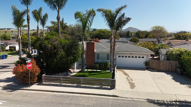 property at 801 Opal Cir