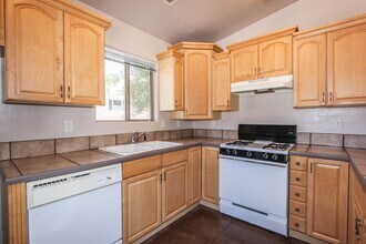 202 Robinson Dr in Prescott, AZ - Building Photo - Building Photo