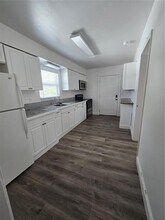 4919 S Renellie Dr in Tampa, FL - Building Photo - Building Photo