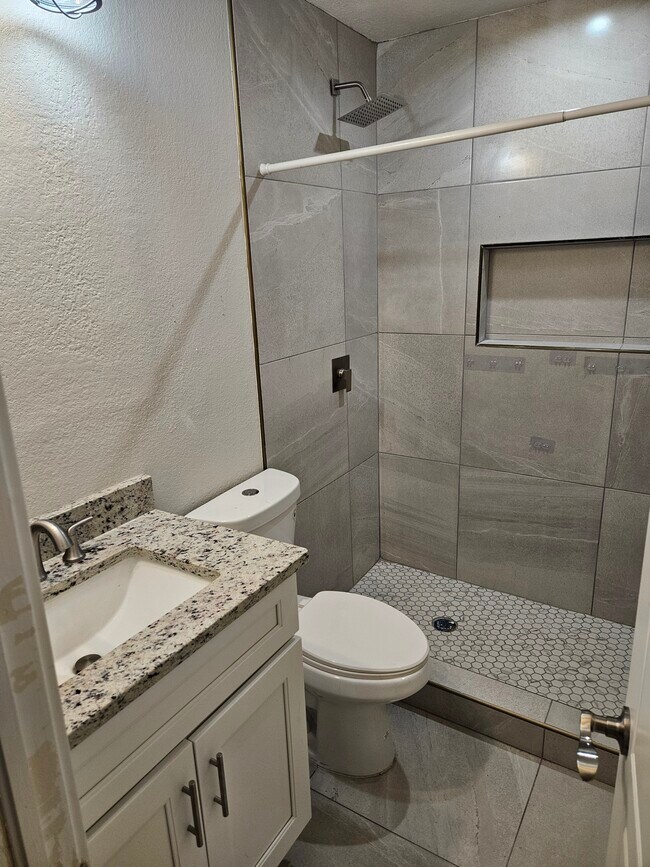 1352 Trudy Elaine Dr in El Paso, TX - Building Photo - Building Photo