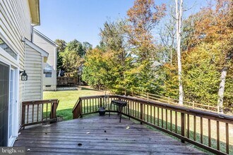 47118 Garrett Pl in Sterling, VA - Building Photo - Building Photo