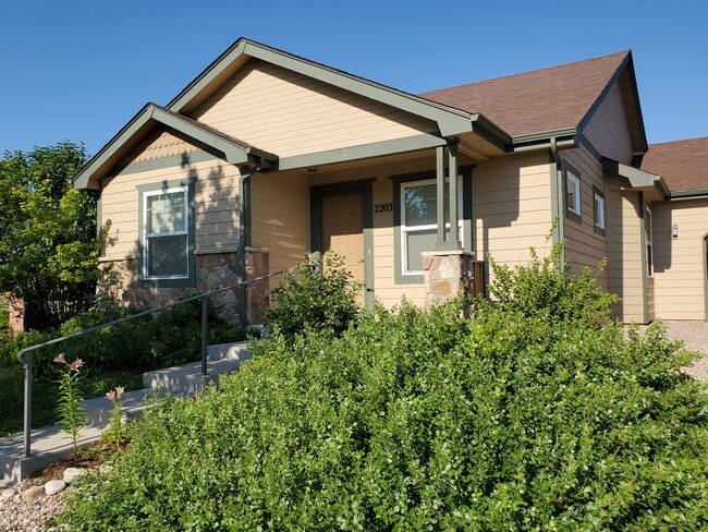 property at 2203 Marshfield Ln