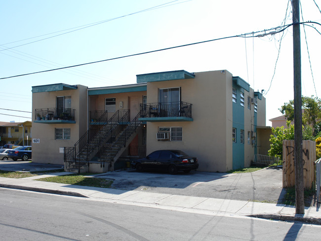 1600 NW 3rd St in Miami, FL - Building Photo - Building Photo