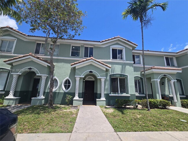 property at 1442 SE 24th Ct