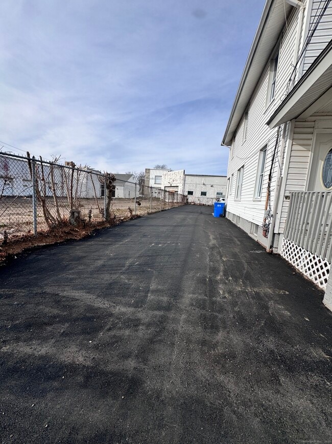 62 Marne St in Hamden, CT - Building Photo - Building Photo