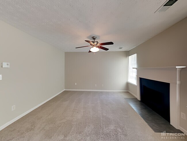 6469 Snowden Dr in Atlanta, GA - Building Photo - Building Photo