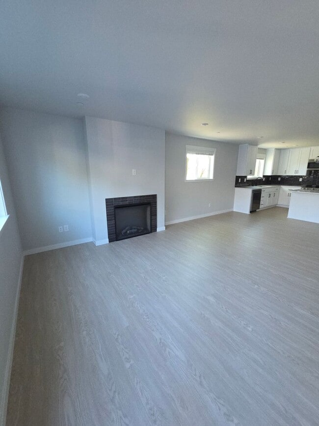 541 NW Drake St in Camas, WA - Building Photo - Building Photo