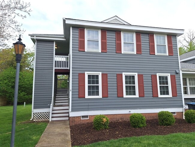 property at 708 S Henry St