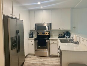 6780 Friars Rd in San Diego, CA - Building Photo - Building Photo