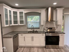 1560 Palmetto St in Clearwater, FL - Building Photo - Building Photo