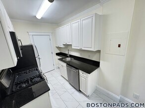 20 Chauncy St, Unit 3 in Cambridge, MA - Foto de edificio - Building Photo