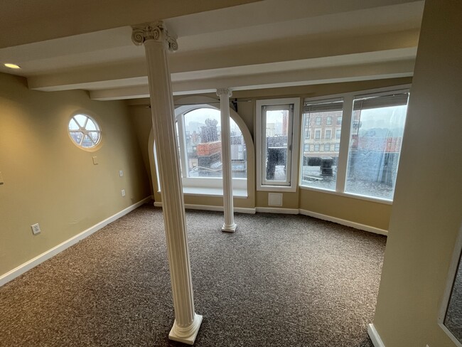 110 Beacon St, Unit PH in Boston, MA - Building Photo - Building Photo