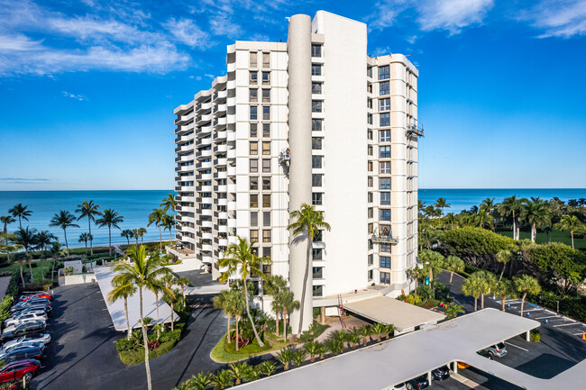 Gulfside in Naples, FL - Foto de edificio - Building Photo