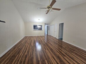 3411 Lainey Ln in Fayetteville, NC - Building Photo - Building Photo