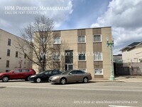 417 Mckinley Ave NW in Canton, OH - Foto de edificio - Building Photo