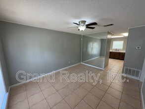 6841 Trading Post Ln in Milton, FL - Building Photo - Building Photo