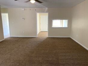 152 Cherokee Cir in Hinesville, GA - Building Photo - Building Photo