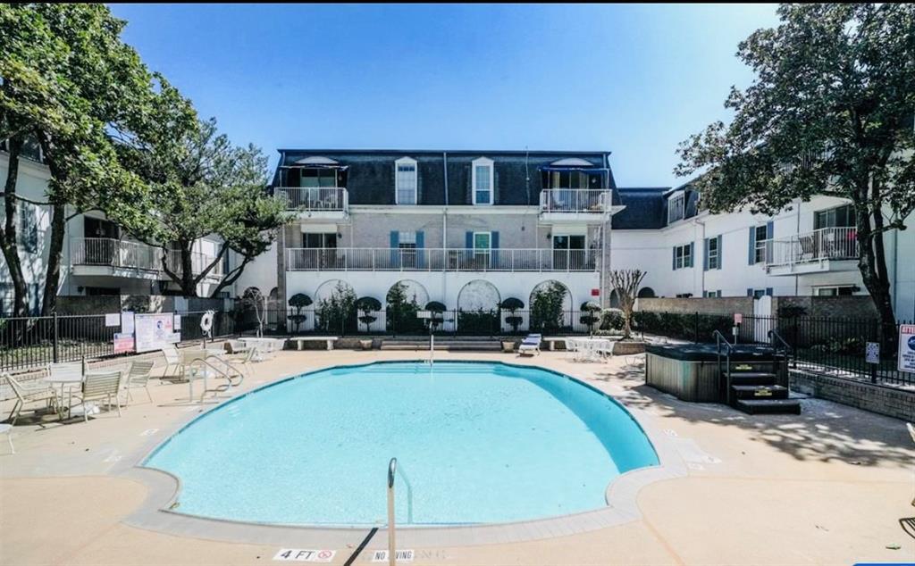 2601 Bellefontaine Photo