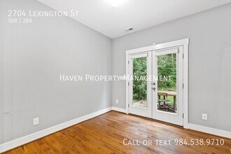 2704 Lexington St in Durham, NC - Building Photo - Building Photo