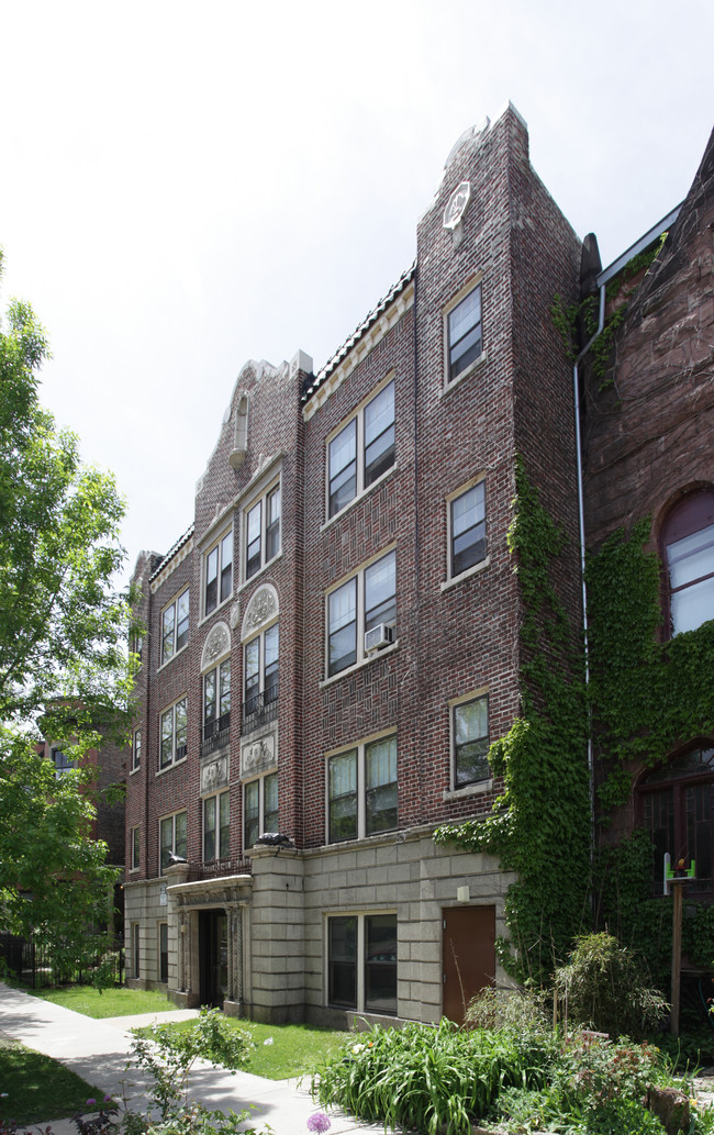 5006 S Blackstone Ave in Chicago, IL - Foto de edificio - Building Photo