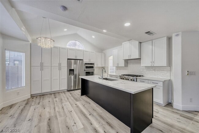 1716 Tesara Vista Pl