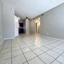 312 E Vine Cir in Mesa, AZ - Building Photo - Building Photo