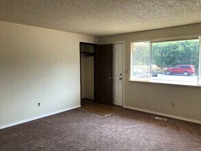 917 152nd St E in Parkland, WA - Building Photo - Building Photo