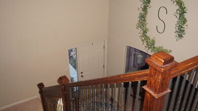 15004 Cherry St in Bennington, NE - Foto de edificio - Building Photo