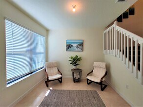 10036 W Villa Cir in Vero Beach, FL - Foto de edificio - Building Photo