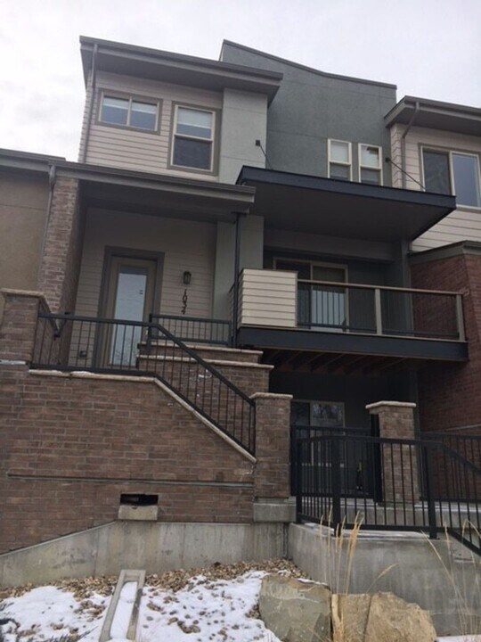 1034 Griffith St in Louisville, CO - Foto de edificio